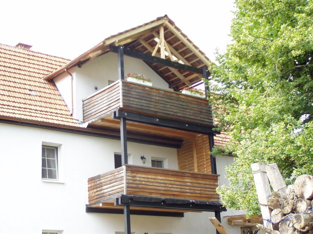 Casa Carolina Rumanisches Restaurant & Pension Stedtfeld Extérieur photo